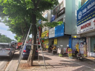Bán nhà mặt phố võ chí công quận tây hồ. 32m xây 5 tầng mặt tiền 12m nhỉnh 15 tỷ. cam kết ảnh thật 3