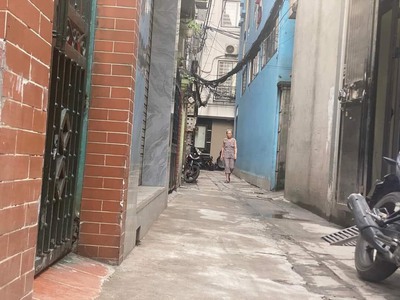 Nhà cần bán gấp ngõ 66 hồ tùng mẫu gần các trường đại học thương mại, trường cao đẳng múa việt nam 0