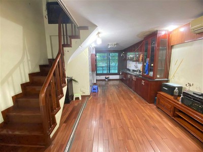 Bán nhà mặt phố thụy khuê quận tây hồ. sổ 35m thực tế 41m xây 6 tầng mặt tiền 4.4m nhỉnh 13 tỷ. cam 2