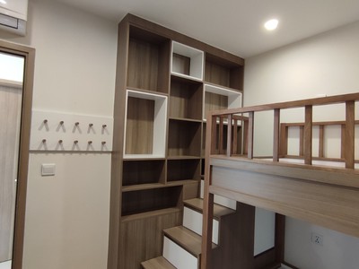 A rê tôi chuyển công tác nên bán    vin smat citi không tiếp môi giới nha.  2n2 1 full đồ giá 4