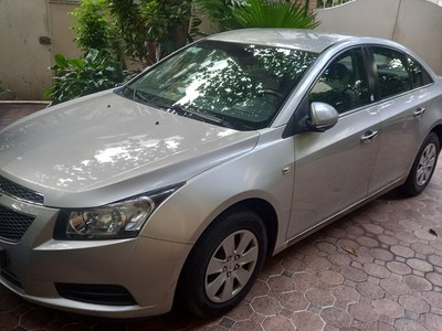 Chính chủ cần bán xe chevrolet cruze ls 1.6 số sàn đời 2010. 0