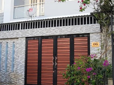 Chính chủ cho thuê nhà nguyên căn mặt tiền đường 105b trịnh quang nghị 0