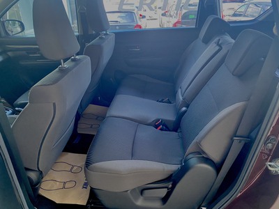 Suzuki Ertiga Hybrid 7