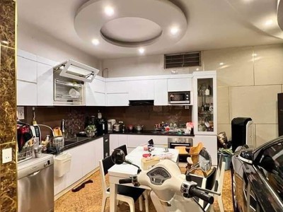 Bán nhà hòe thị, phương canh, trịnh văn bô, 38m2x5tx4m mt căn góc, ôtô đỗ gần, có sân, cổng để xe 0