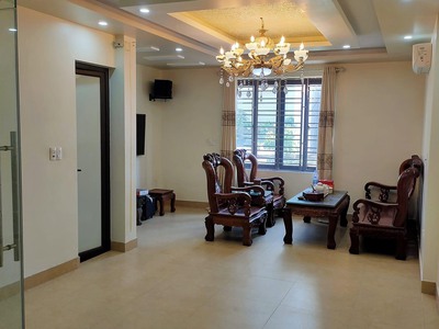 Cho thuê căn nhà 4 tầng mặt đường Hạ Lũng, Hải An. 1