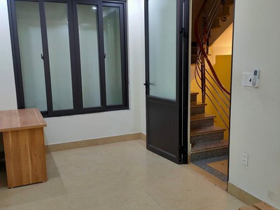 Cho thuê căn nhà 4 tầng mặt đường Hạ Lũng, Hải An. 3