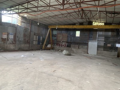 Cho thuê mặt bằng làm kho xưởng tại Hữu Hưng, P Đại Mỗ, Q Nam Từ Liêm. 0