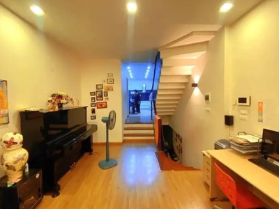 Hiếm bán nhà lô góc khu linh lang,đào tấn,vài bước ra phố 66m, nhỉnh 7 tỷ 1