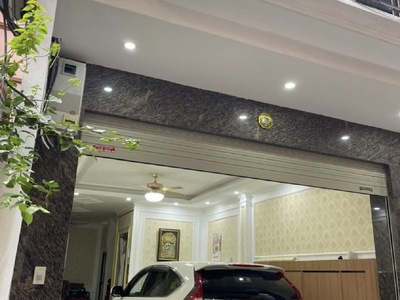 Bán nhà đẹp phố phùng chí kiên . dt:48,8 m2., mặt tiền: 4, 2m. nhà dân tự xây 5 tầng, giá 14,5 tỷ. 3