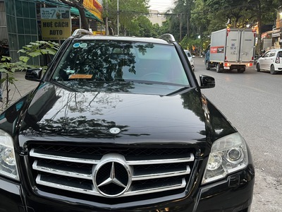 Chính chủ nữ bán xe Mercedes Benz GLK 300 4Matic sx 2010 màu đen 3