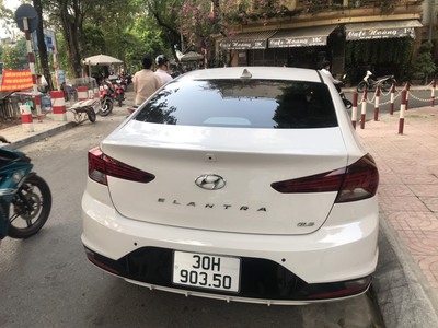 Chính chủ cần bán : HUYNDAI-ELANTRA 1.6 AT sx 2021 màu Trắng. 4