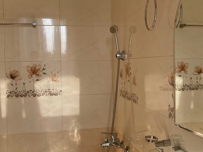 Cho thuê NNC KDC Tân Thuận Tây Q7.DT:5x14 trệt 2L ST 4pn 5wc 1pt 1pk 1pb.có nội thất .Giá:23tr 1