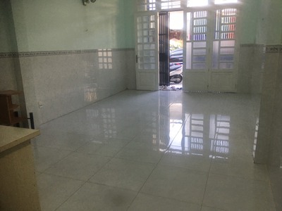 Cho thuê NNC khu Cư Xá Ngân Hàng p Tân Thuận Tây Q7.DT:4x18 trệt 1 lầu 3pn 3wc 1pk 1pb.Giá:15tr/th 1
