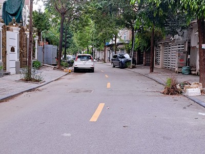 Biệt thự văn phú --- vị trí cực đỉnh - sát công viên - 200m2 - 25.5 tỷ 0
