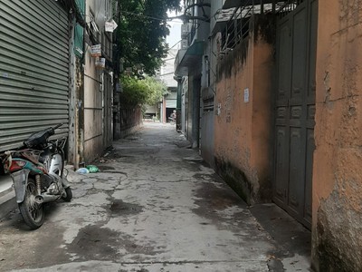 Bán nhà ngõ 595 lĩnh nam, hoàng mai ô tô đỗ cửa, 32m2, 5t, nhỉnh 3 tỷ 3