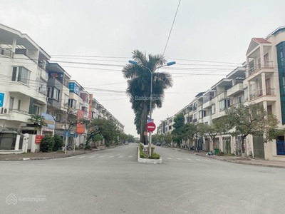 Bán nhanh hai căn lk tân tây đô lk1 và lk 8 làm việc chính chủ giá cắt lỗ. alo em ngay đi ạ 1