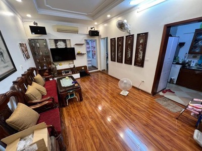 Bán nhà tập thể phố kim ngưu,60m2, 2n1vs, full đồ, giá 1,95 tỷ 0