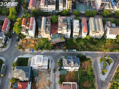 Cần tiền bán gấp đất phân lô  kđt việt mỹ trung tâm thành phố tuyên quang 0