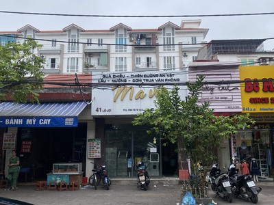Cho thuê nhà mặt phố Lê Lợi 1
