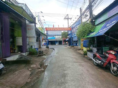 Bán nhà gần quốc lộ 1k giáp linh xuân thủ đức 400m2 20x20 hxh chi 20tr.m2 1