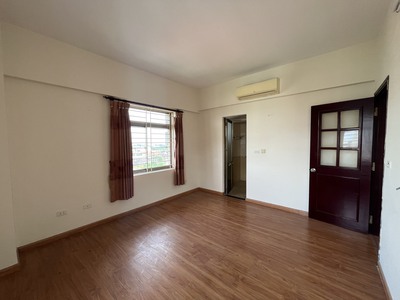 Bán căn chung cư K5 Việt Hưng, 112m căn góc 3 ngủ 2 vệ sinh, chỉ 2,5 tỷ 2