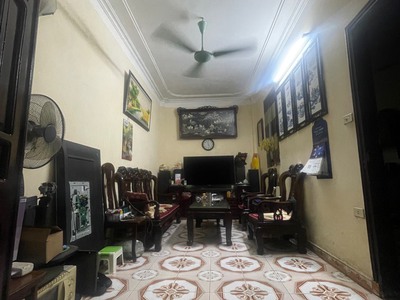 -hoàng hoa thám nhà mặt ngõ - khu trung tâm - 49m-4t-giá chỉ 5,5tỷ 0