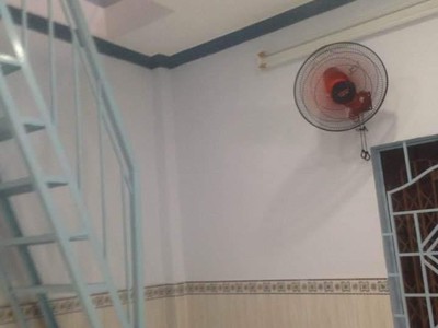 Cho thuê nhà 1 trệt 1 lầu, đường võ văn kiệt phường cô giang quận 1. 2