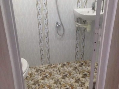 Cho thuê nhà 1 trệt 1 lầu, đường võ văn kiệt phường cô giang quận 1. 4