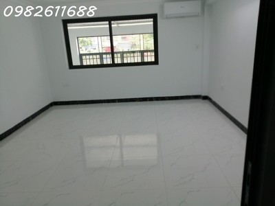 Chính chủ cần cho thuê mặt bằng làm văn phòng đầu kđt phú lương 1