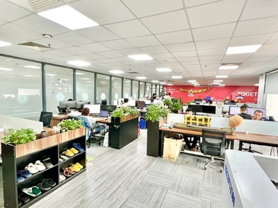 Chính chủ cho thuê sàn vp 315m2 tại toà nhà comatce tower, giá 317 n/m2 rẻ nhất khu vực thanh xuân 2