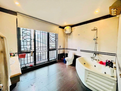 Bán nhà phố Giải Phóng, Thanh Xuân, gara, tiện kinh doanh 5 tầng 152m2 giá 27.5 tỷ 1