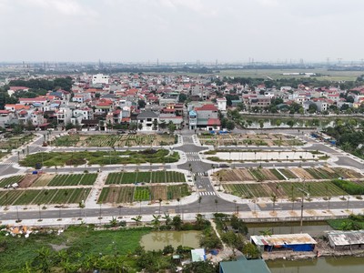 Chính chủ cần bán mảnh đất 90m  đường oto tránh nhau tại khu đô thị hà lỗ, liên hà, kinh doanh luôn 0