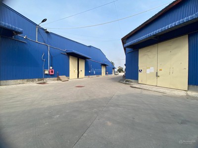 Kho mới với giá thuê hấp dẫn - Cơ hội không thể bỏ qua Vị trí: Đại lộ Thăng Long 1