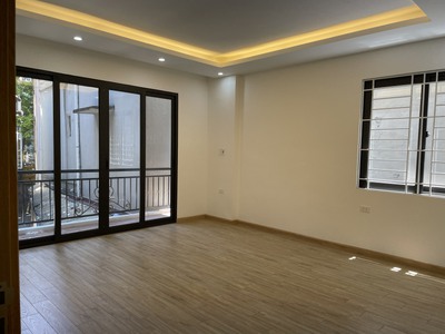 Bán nhà riêng văn chương đống đa 45m 5 tầng 4 ngủ 10m ra ô tô nhà đẹp ở ngay nhỉnh 5 tỷ lh 0