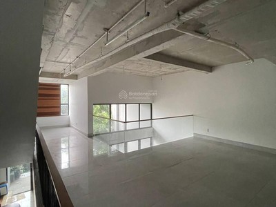 Chính chủ cần bán gấp trong nửa tháng nhà phố thương mại đường Đồng Văn Cống 4