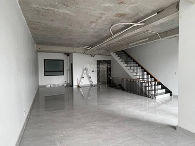 Chính chủ cần bán gấp trong nửa tháng nhà phố thương mại đường Đồng Văn Cống 5