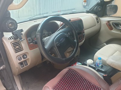 CẦN BÁN XE  Escape 2003 máy xăng 3.0- Giá 80tr 2