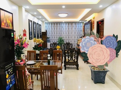 Bán nhà mặt phố hồng tiến, vỉa hè 7m, 6 tầng, thang máy, cho thuê 50 triệu/tháng, giá 12 tỷ. 2