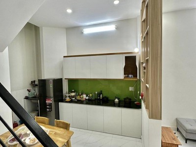 Bán nhà phường tân quy, quận 7, lê văn lương 1 trệt 2 lầu btct 44m2 chỉ 5t 3