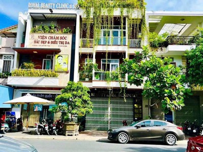 Bán gấp nhà tttp nha trang đường 20m , cách biển chỉ 5p đi xe, khu đô thị sầm uất - kết hợp kinh 0