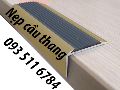 Nẹp góc âm tường Nẹp kết thúc MB5 Nẹp cầu thang chống trượt 2