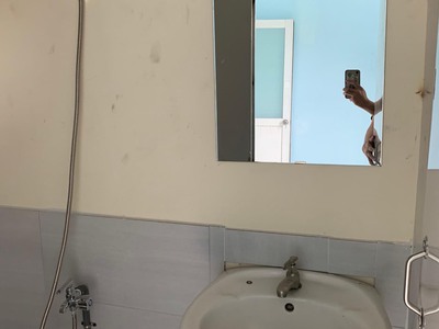 Cho thuê phòng trọ 2,5tr có máy lạnh, kệ bếp, wc riêng tại Cát Lái quận 2 gần citisoho 0
