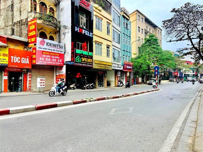 Bán nhà mặt phố khâm thiên quận đống đa. 40m mặt tiền 4m nhỉnh 15 tỷ. cam kết ảnh thật mô tả chính 1