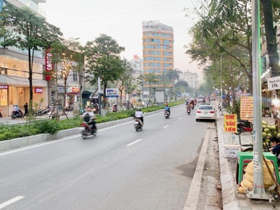 Cho thuê nhà số 111 Lạc Long Quân, HN 0
