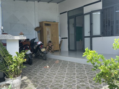 Cần  bán gấp căn nhà cấp 4 thổ cư phú hài, phan thiết,  bình thuận 0
