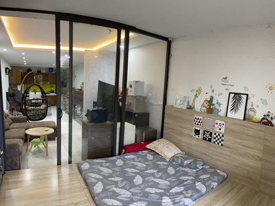 Nhà phố thái thịnh, lô góc,ở sướng ,43 m- 4.95 tỷ, 30m ra taxi 0