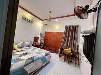 Bán gấp mặt tiền nguyễn văn cừ, 110m2 dtsd, đường 33m lề 9m, chỉ 1 tỷ 99, chưa tới 2 tỷ 2