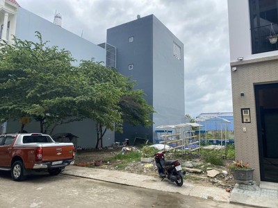 Đất mặt tiền hẻm 8m - ngang hơn 5m, khu phân lô an phú đông quận 12 - vị trí kinh doanh - phù hợp 0