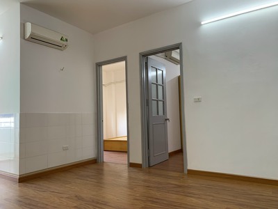 Chính chủ cho thuê căn góc chung cư NO10 Sài Đồng, 70m2 giá 7 triệu đầy đủ đồ mới, về ở được ngay 4