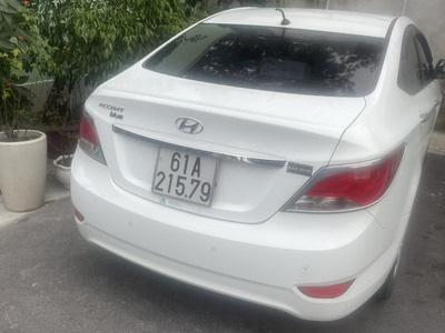 Bán Xe Accent 2015 nhập chính hãng 2